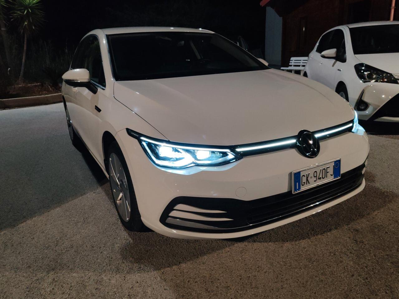 Volkswagen Golf 8 2.0 TDI DSG Style