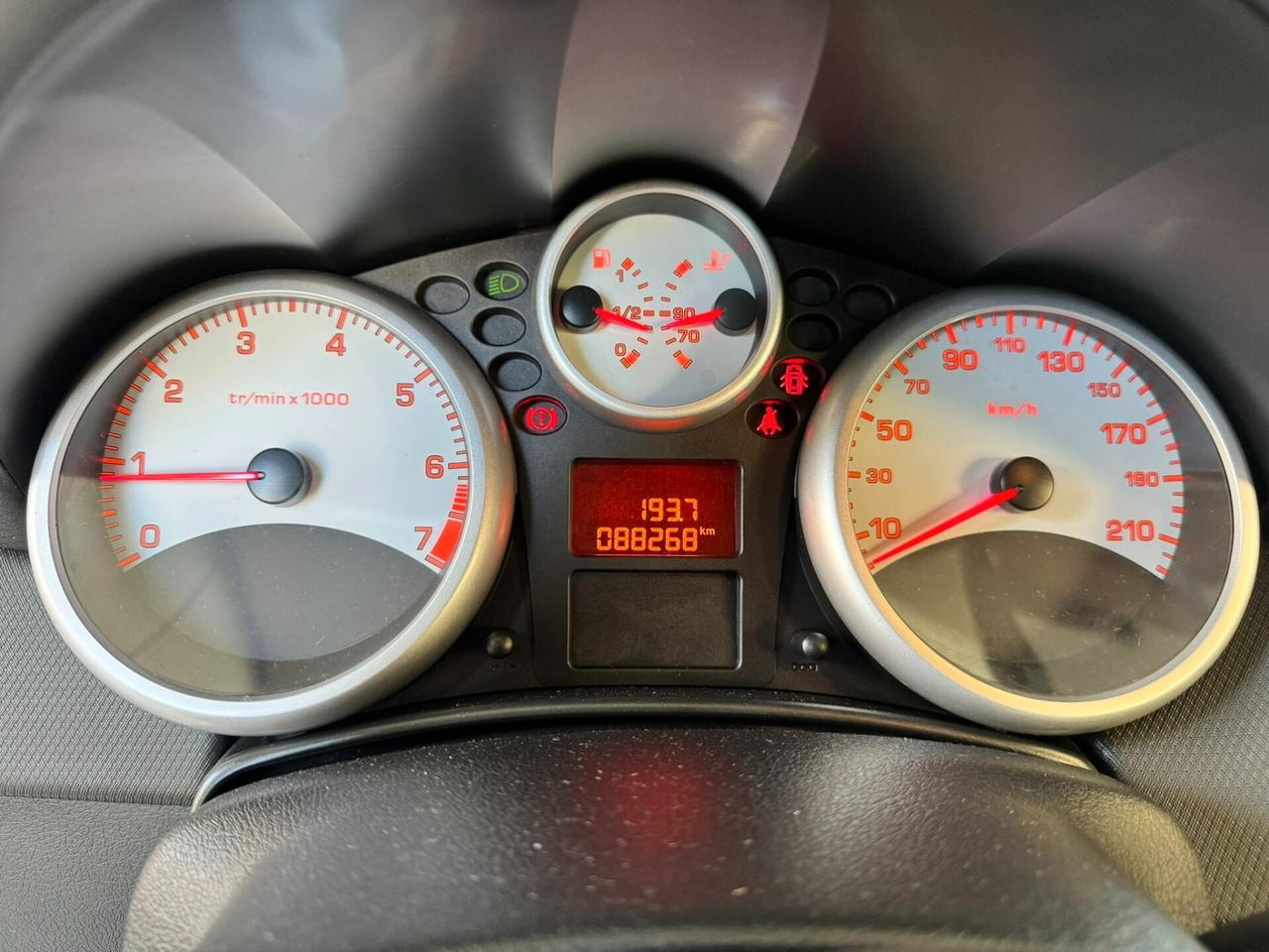Peugeot 207 1.4 BENZINA 95 CV SW OK NEOPATENTATI
