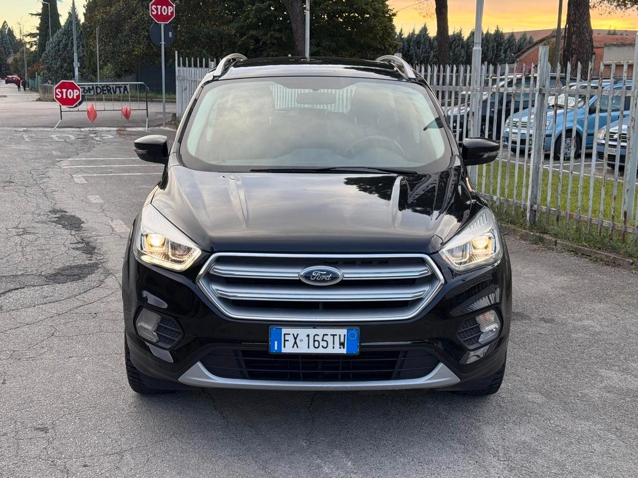 Ford Kuga 2.0 EcoBlue 120 CV aut. 2WD Titanium Business