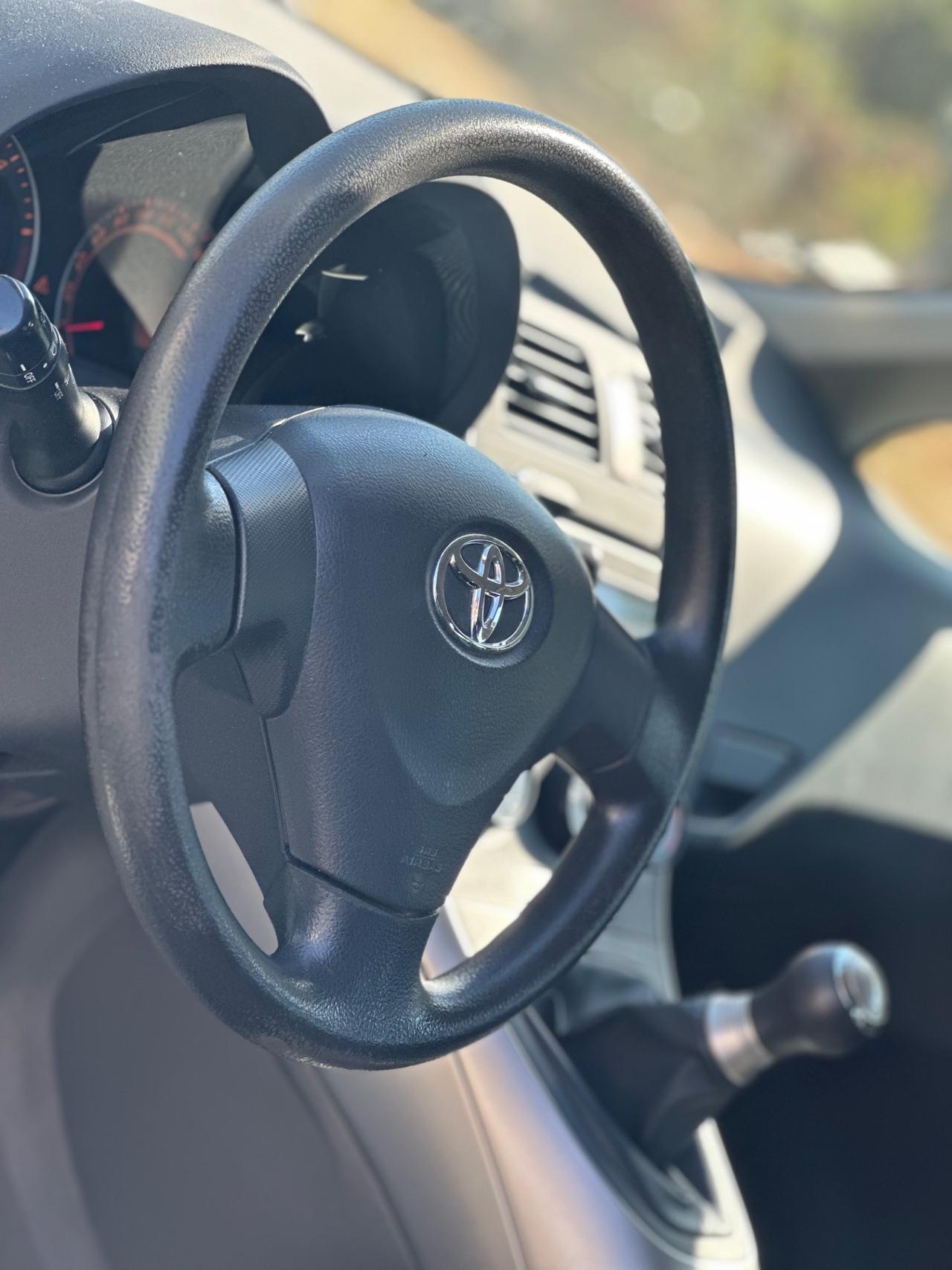 Toyota AURIS 1.4 DIESEL 2008 - SPAZIOSA