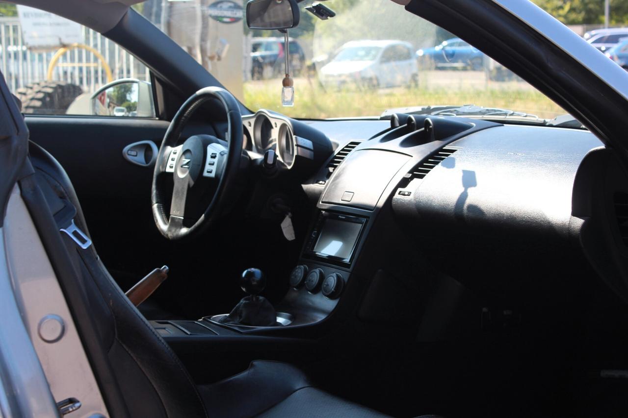 Nissan Z 350Z Coupé 3.5 V6 Lev 2