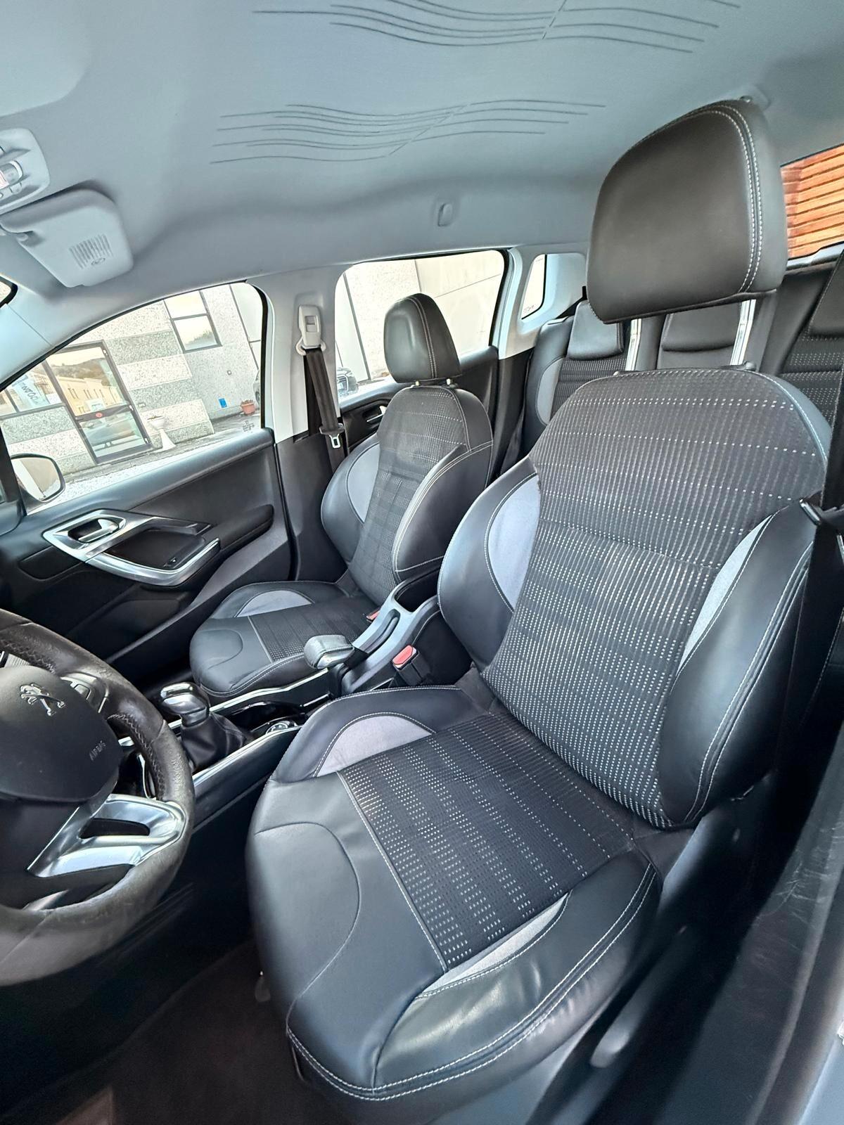 Peugeot 2008 1.6 e-HDi 115 CV Stop&Start Allure