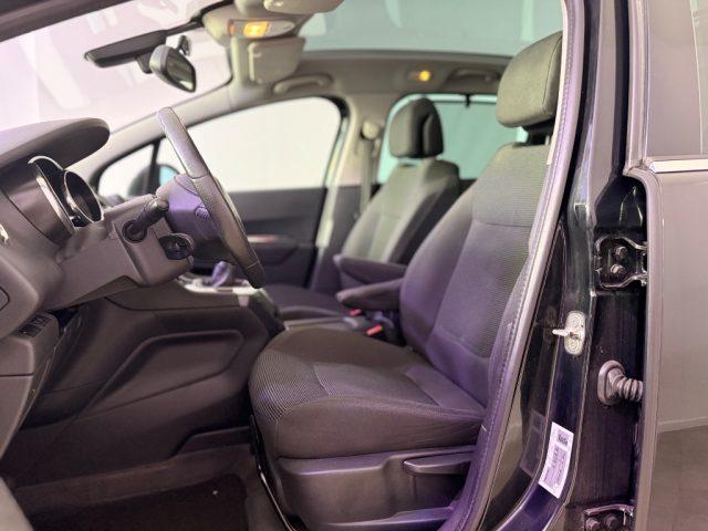 PEUGEOT 5008 1.6 HDi 112CV Business