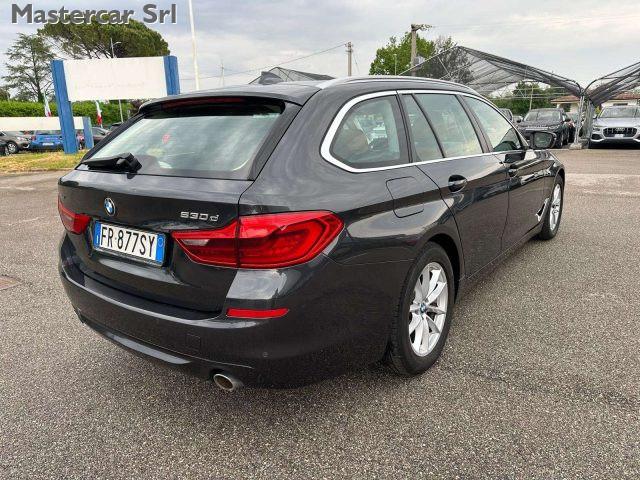 BMW 530 530d Touring xdrive Business PELLE 265cv - FR877SY