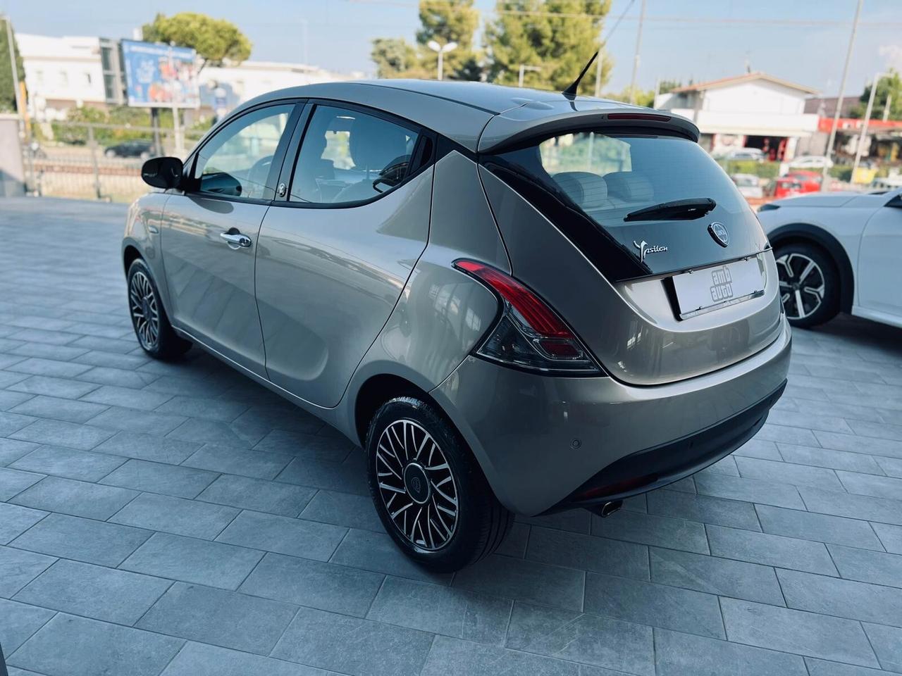 Lancia Ypsilon 1.2 69 CV GPL NEOPATENTATI Garanzia Fino a 3 Anni