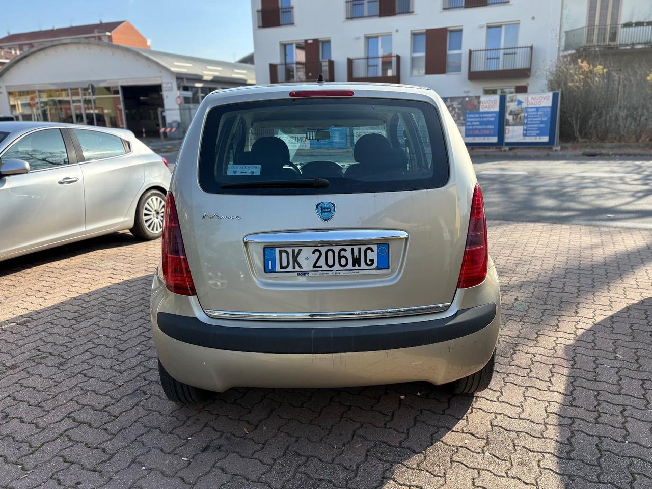 Lancia MUSA 1.4 16V Platino Plus DFN