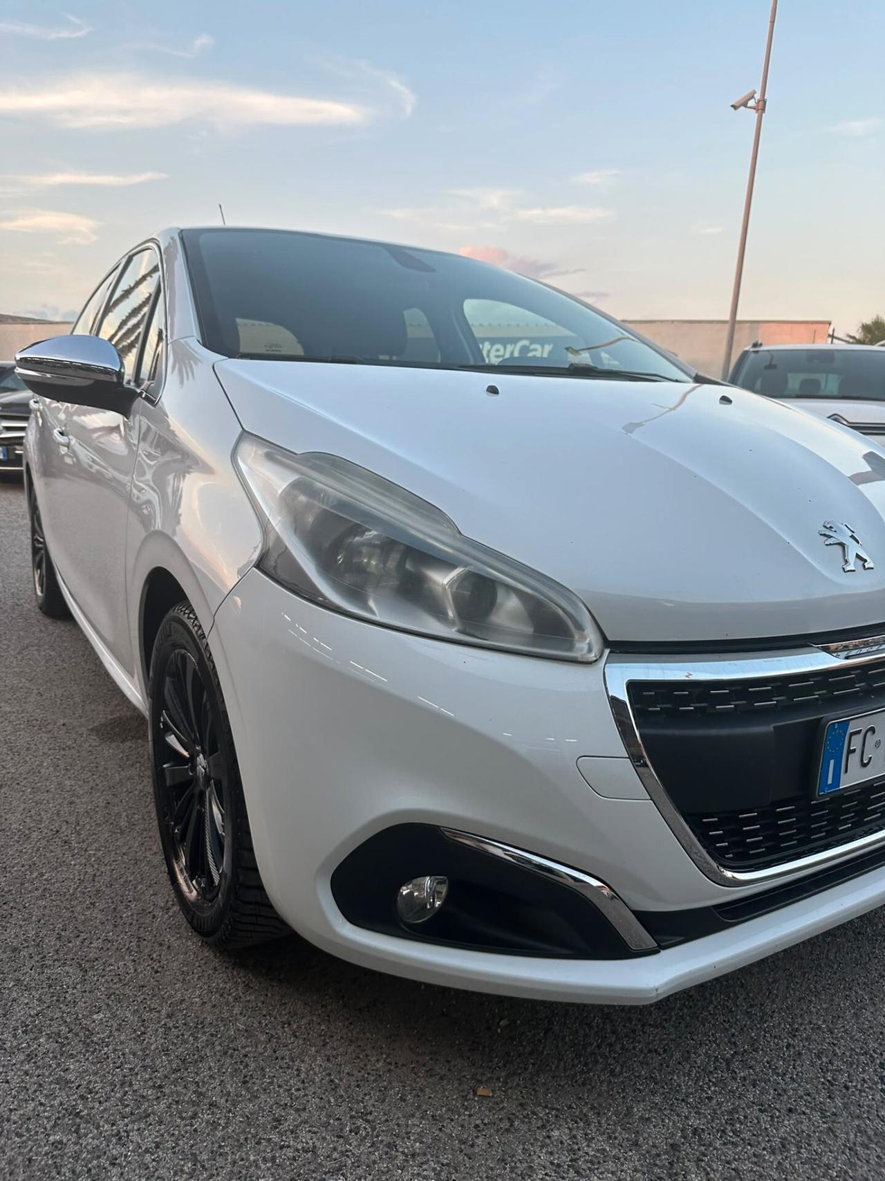 Peugeot 208 PureTech Turbo 110 S&S 5 porte GT Line