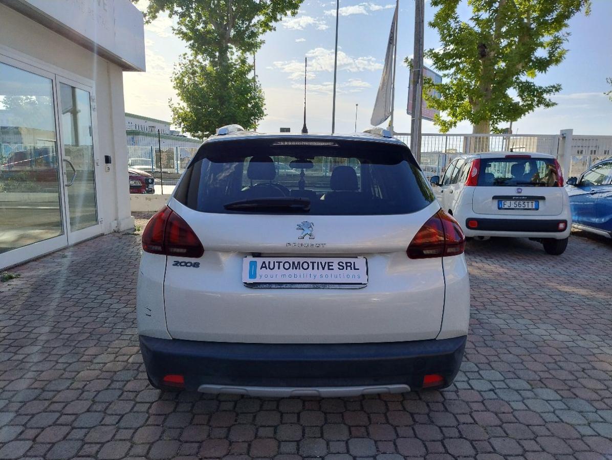 PEUGEOT - 2008 - BlueHDi 120 S&S Allure