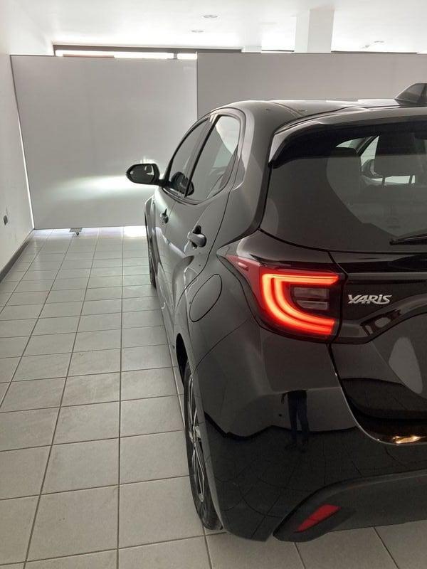 Toyota Yaris 1.5 Hybrid 5 porte Trend