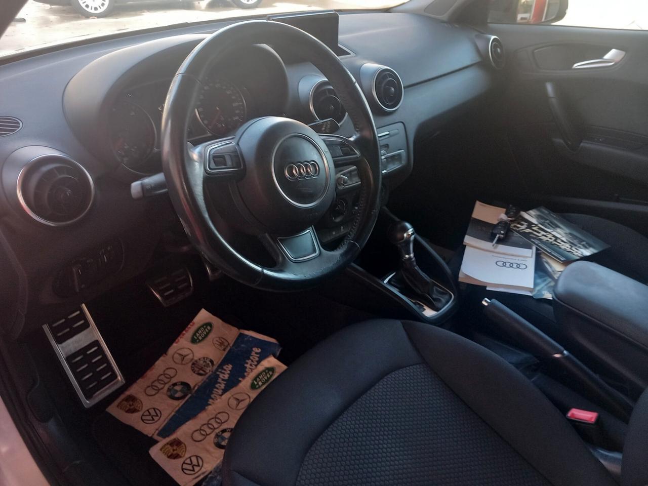 Audi A1 SPB 1.4 TDI S tronic F 1 CERCHIO 17 DISTRIBUZIONE NUOVA GARANZIA