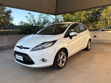 FORD Fiesta 1.4 5 porte Bz.- GPL Titanium OK NEOPAETNTATI