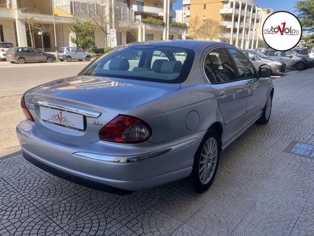 JAGUAR X-Type 2.2D cat Executive