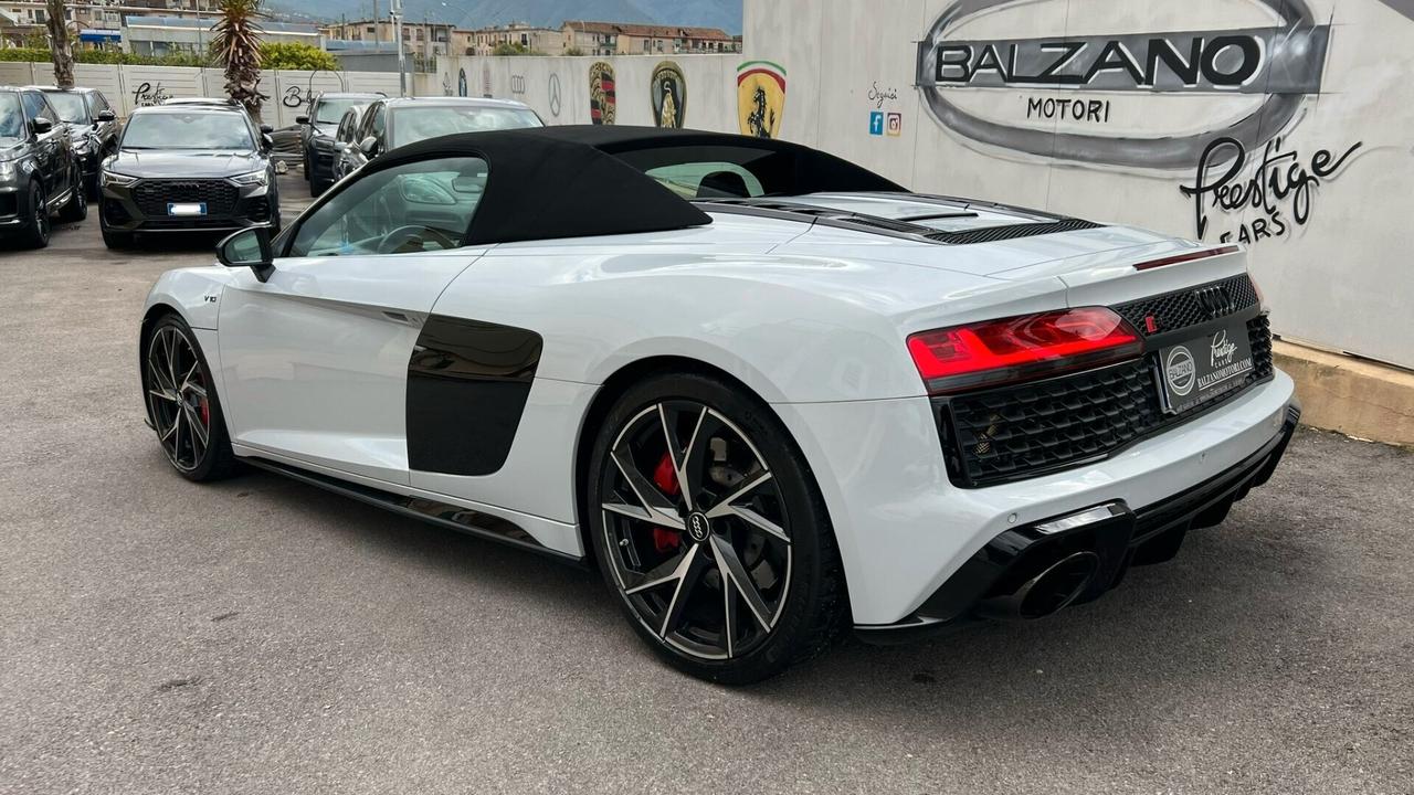 Audi R8 SPYDER 5.2TFSI V10 RWD S-TRONIC 2020