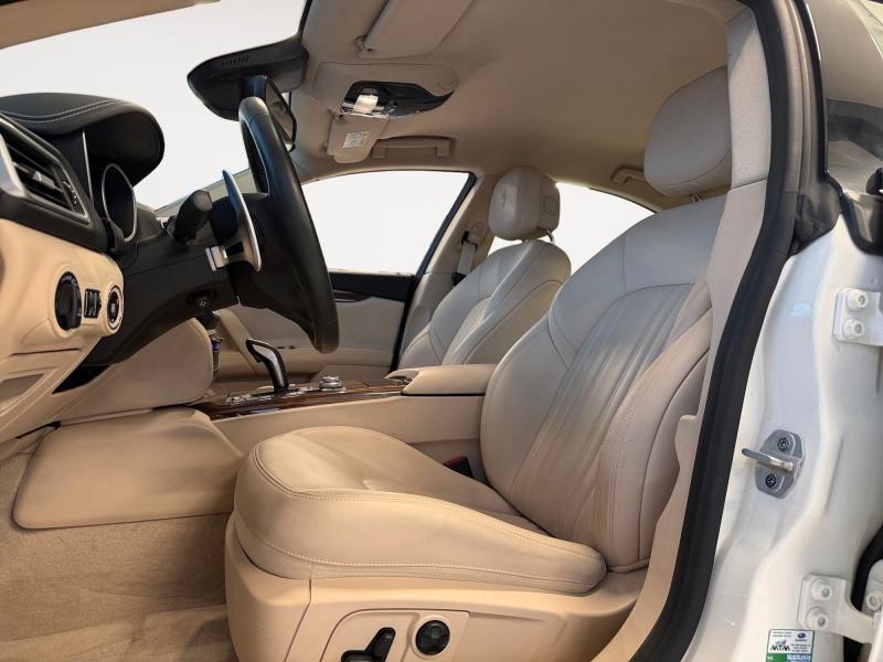 Maserati Ghibli 3.0 V6 250cv auto