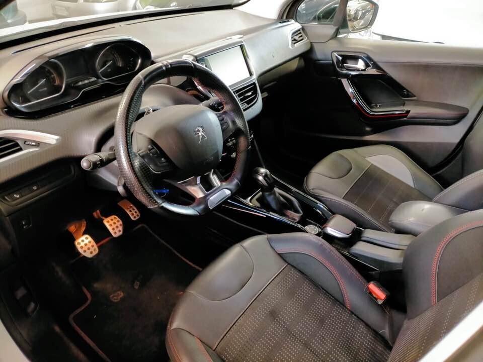 PEUGEOT 2008 1.2 PureTech 110 SeS GT LINE