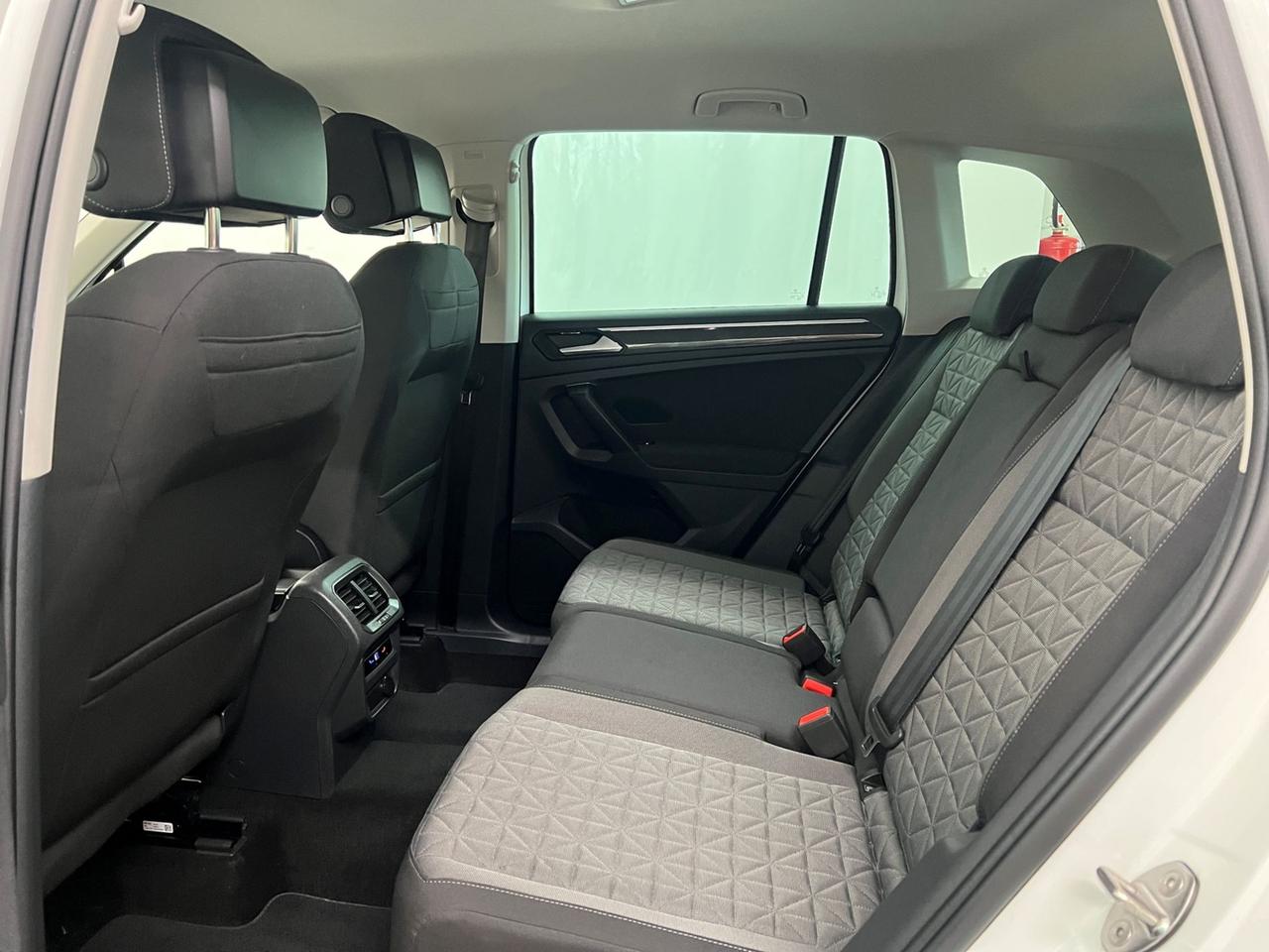 VOLKSWAGEN Tiguan II 2021 Tiguan 2.0 tdi Life 150cv dsg