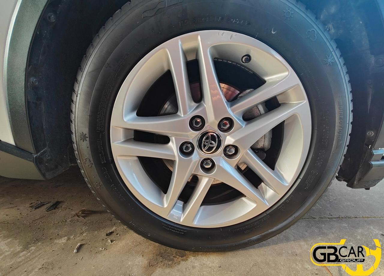 Toyota C-HR 1.8 Hybrid E-CVT Business