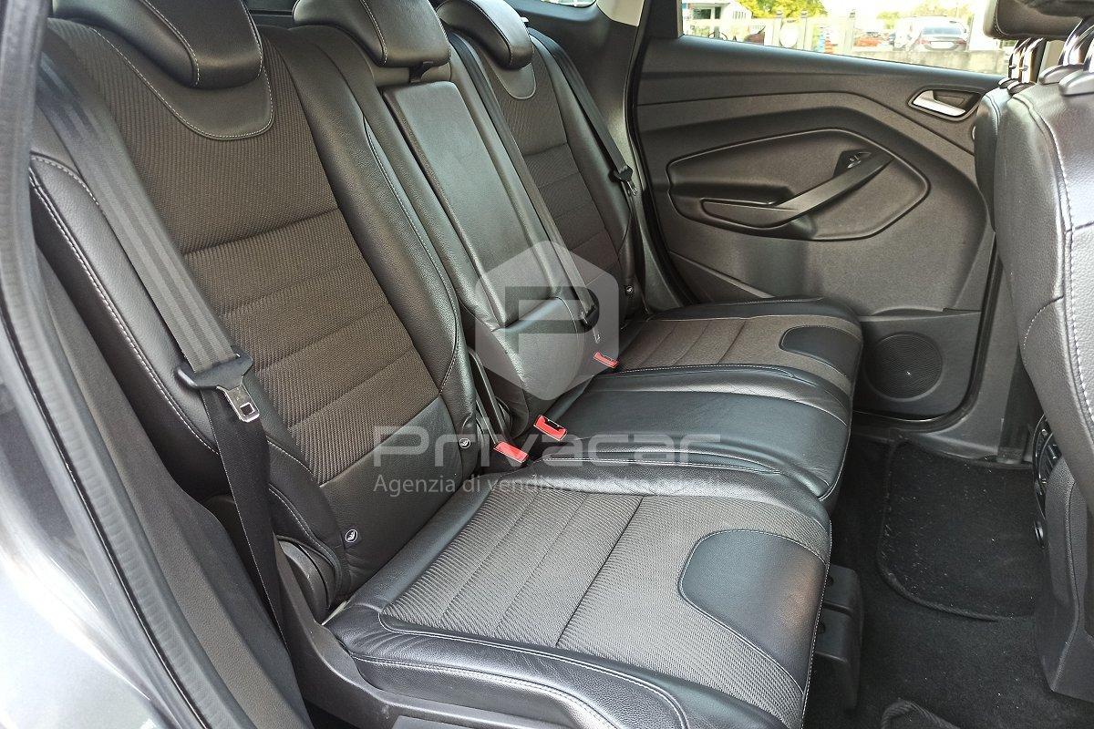 FORD Kuga 2.0 TDCI 150 CV S&S 4WD Powershift Titanium