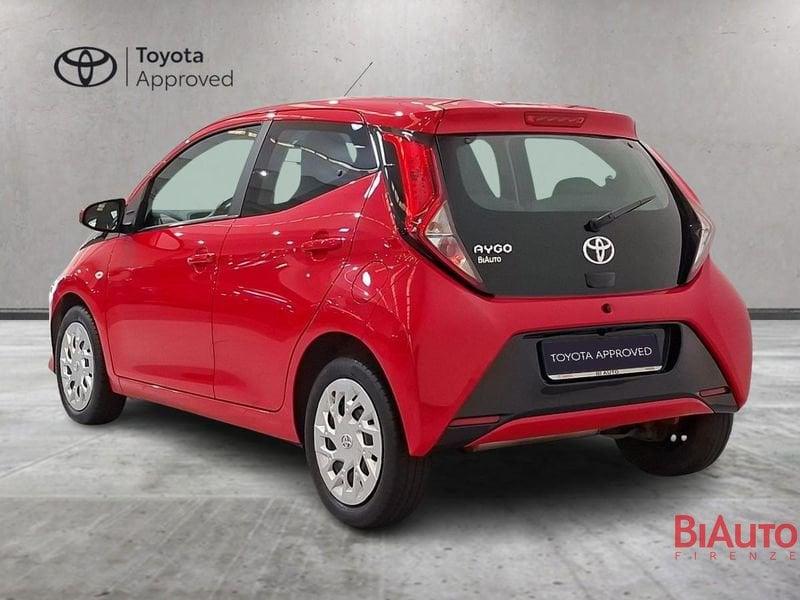 Toyota Aygo Aygo 5p 1.0 x-play 72cv