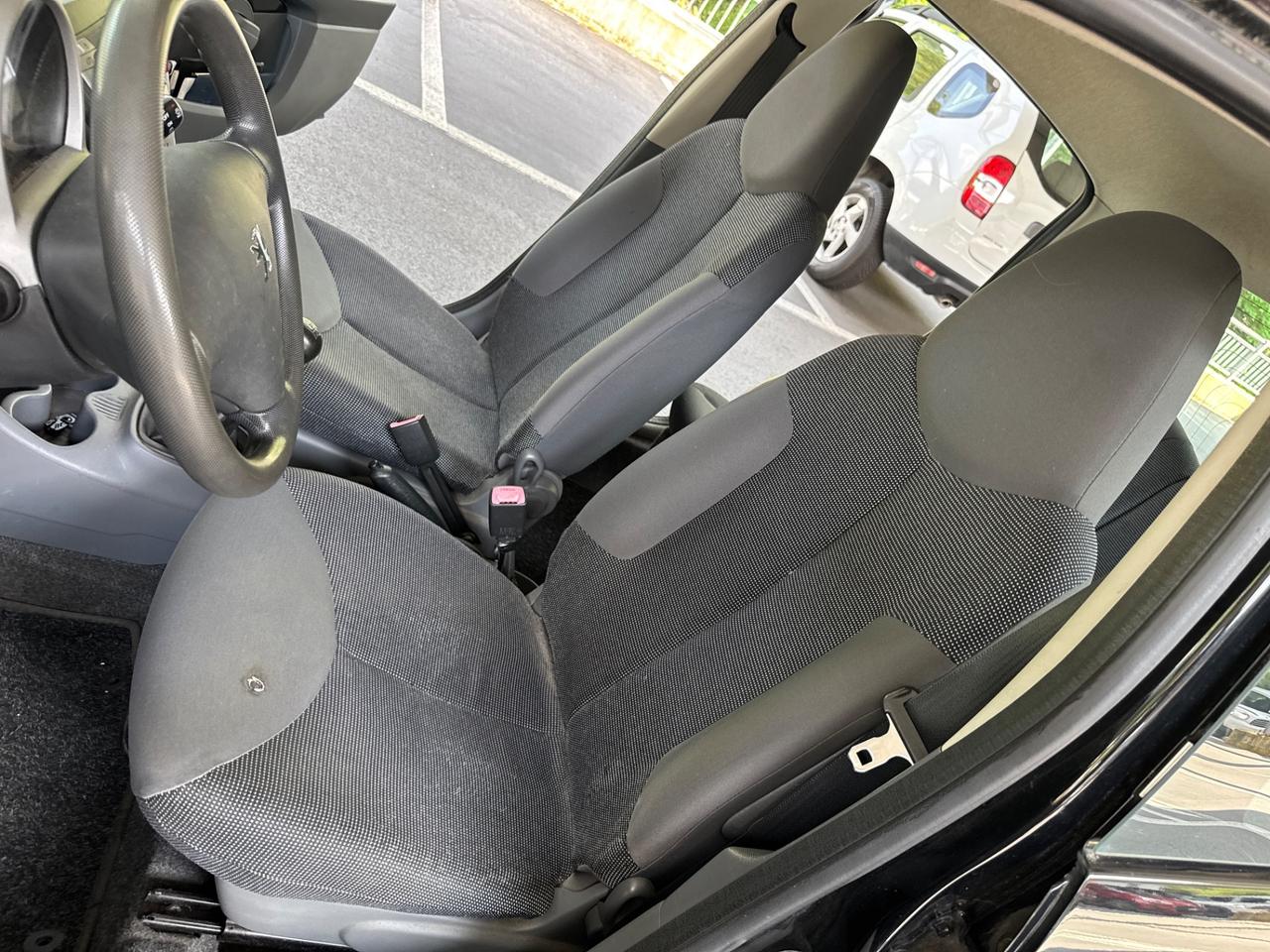 Peugeot 107 1.0 68CV 5p. Perfetta 2007