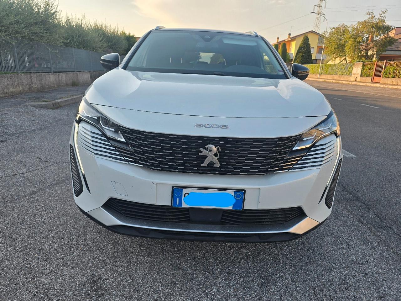 Peugeot 5008 BlueHDi 130 S&S EAT8 GT
