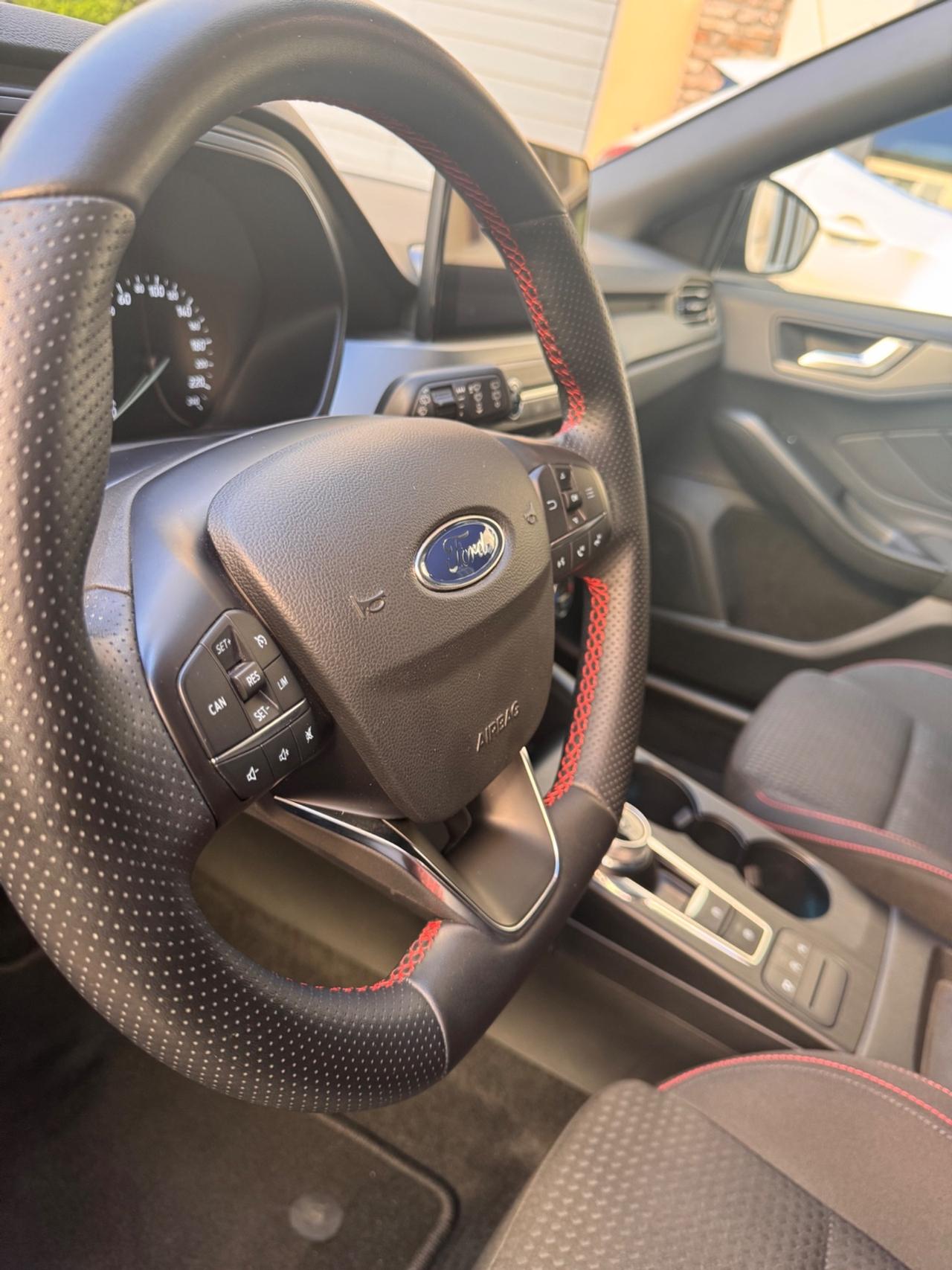 Ford Focus 1.5 EcoBlue 120 CV aut. 5p. ST-Line Design