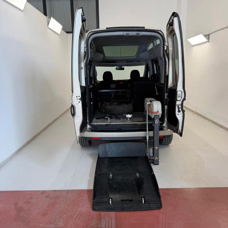 Fiat Doblò TRASPORTO DISABILI SOLO 47500KM
