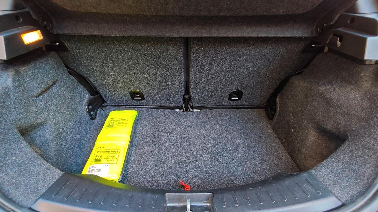 Lancia Ypsilon 1.0 FireFly 5 porte S&S Hybrid Ecochic Silver