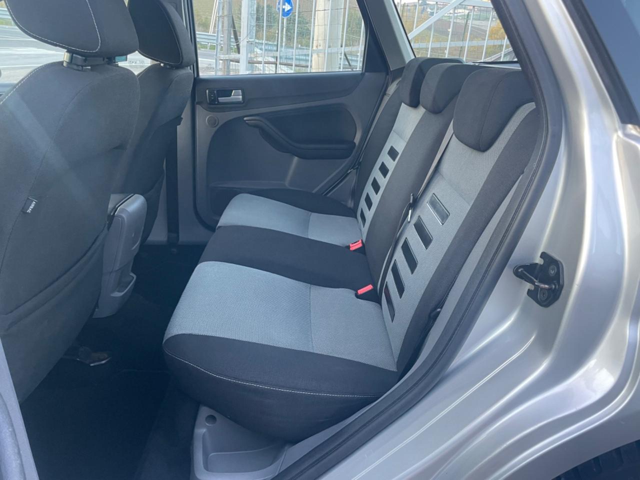 Ford Focus 1.6 TDCi (110CV) SW Tit. DPF