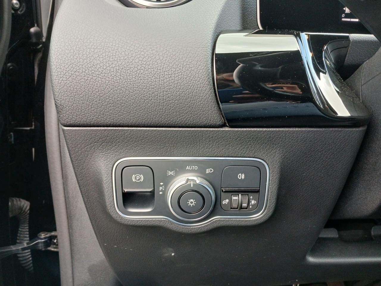 Mercedes-benz B 180 CDI AUTO BUSINESS EXTRA 115CV 2020