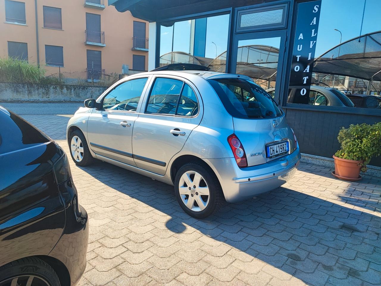 Nissan Micra 1.2 16V cambio automatico