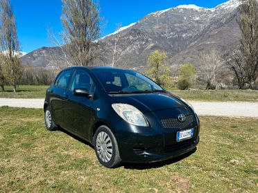 Toyota Yaris 1.3 5 porte Sol Benzina