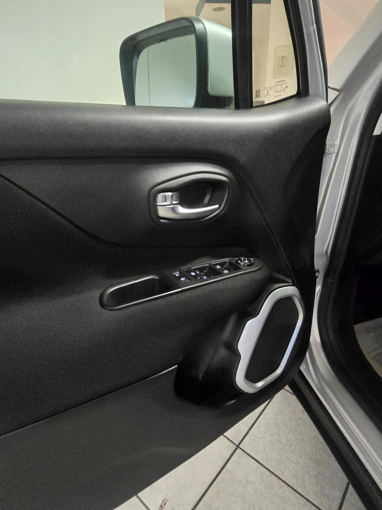 Jeep Renegade 1.6 Mjt 120 CV Longitude