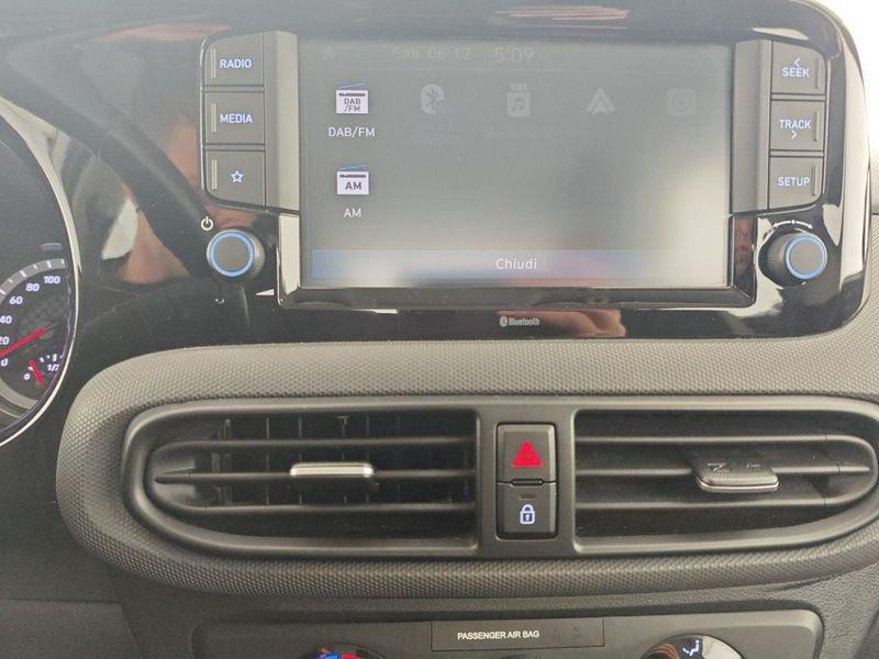 Hyundai i10 1.0 MPI Tech