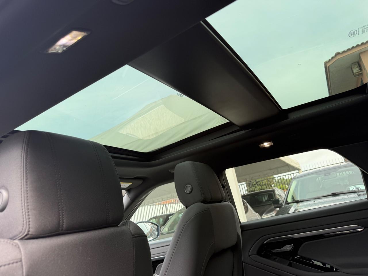 Land Rover Range Evoque 2.0D I4-L.Flw 150 CV R-Dynamic S