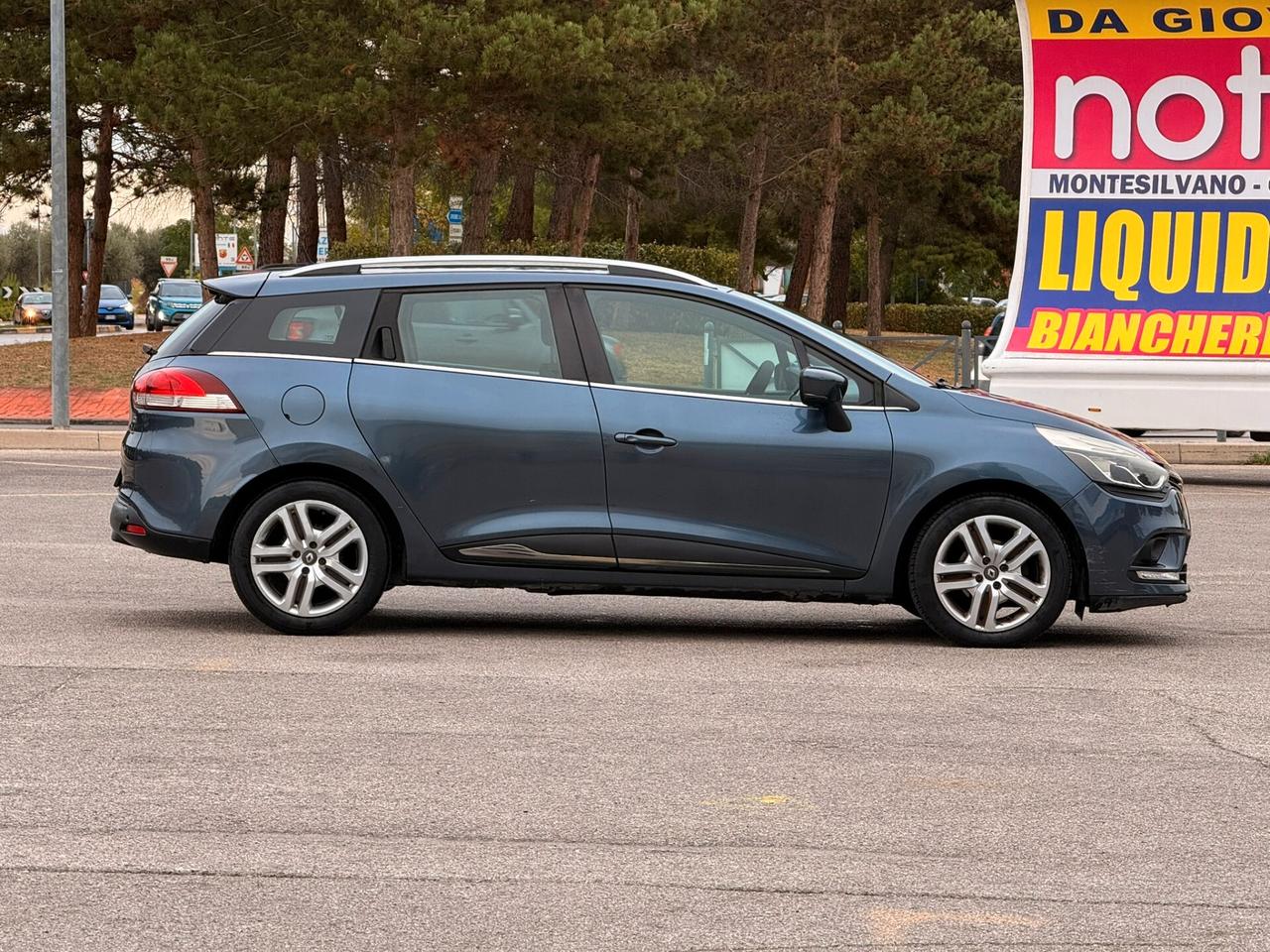 Renault Clio 2016 Garanzia 12 Mesi