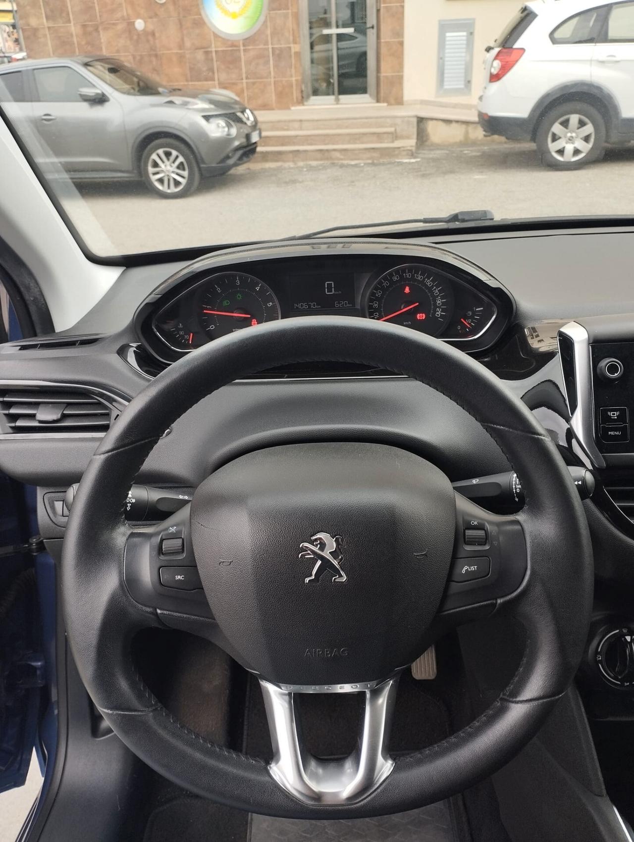 Peugeot 208 1.4 HDi 68 CV. ACTIVE PACK
