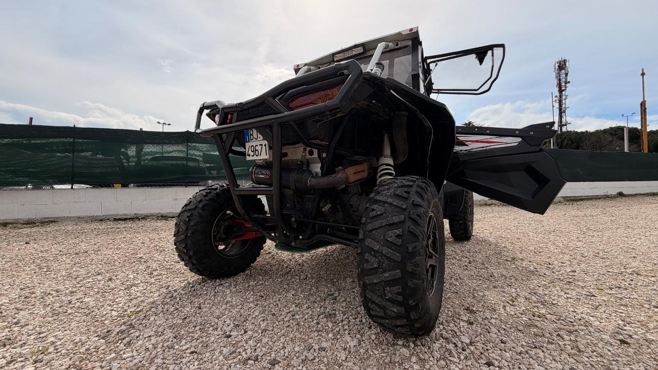 Polaris RZR 1000