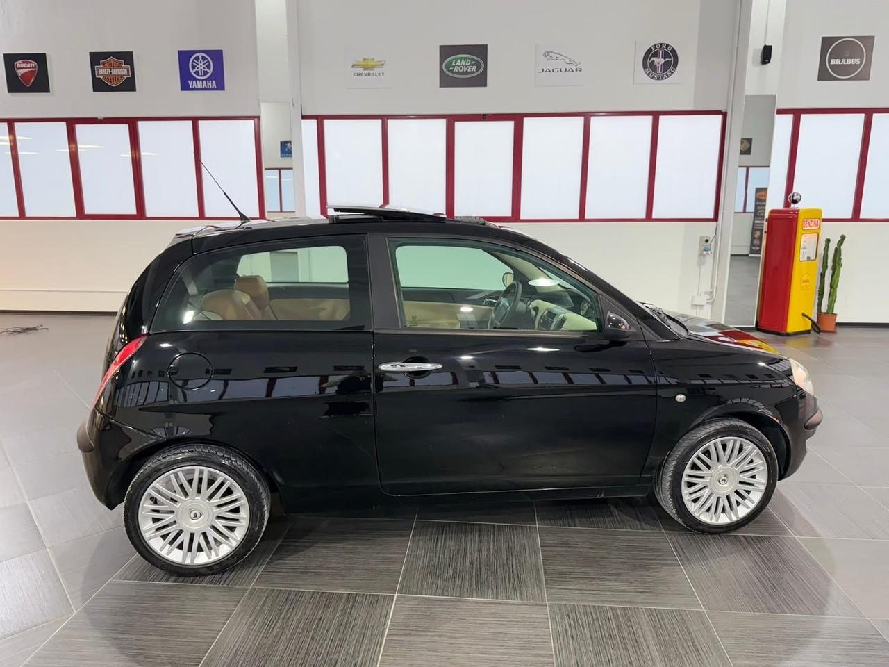 Lancia Ypsilon 1.2 Benzina 60cv Oro 2006