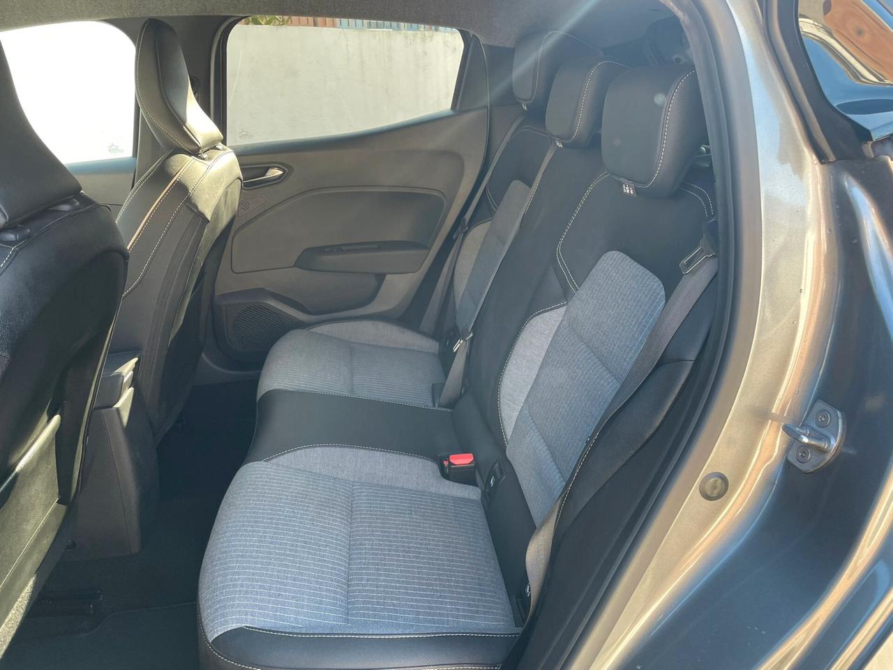 Renault Clio TCe 90 CV 5 porte Techno