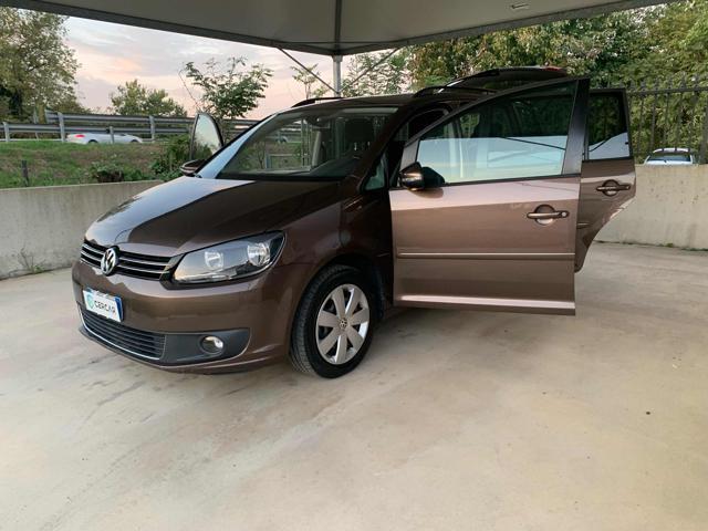 VOLKSWAGEN Touran 1.6 TDI 7 POSTI CAMBIO AUTOMATICO
