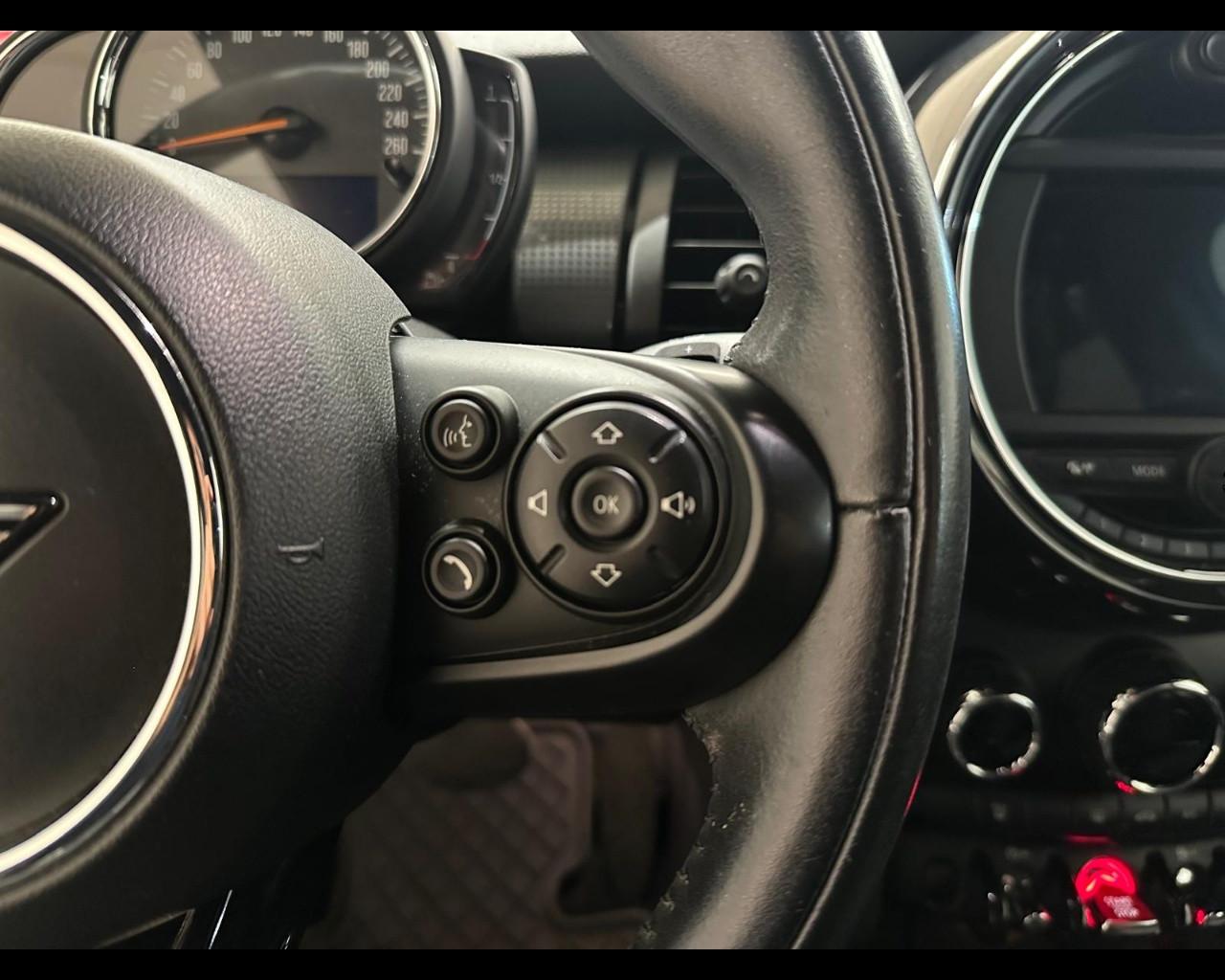 MINI Mini 4ª serie (F56) - Mini 1.5 Cooper Hype