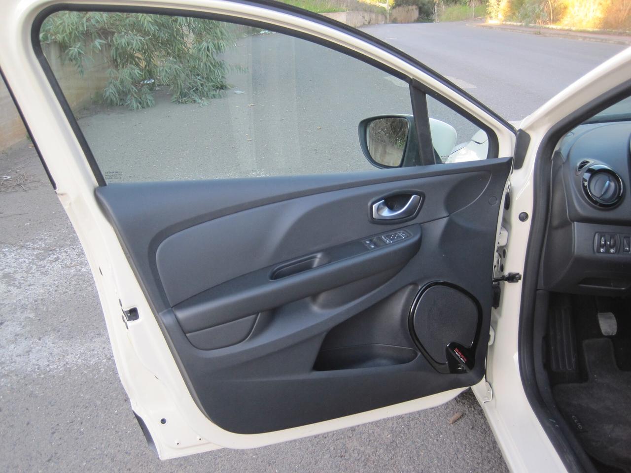 Renault Clio dCi 8V 90CV Start&Stop 5 porte Energy Intens