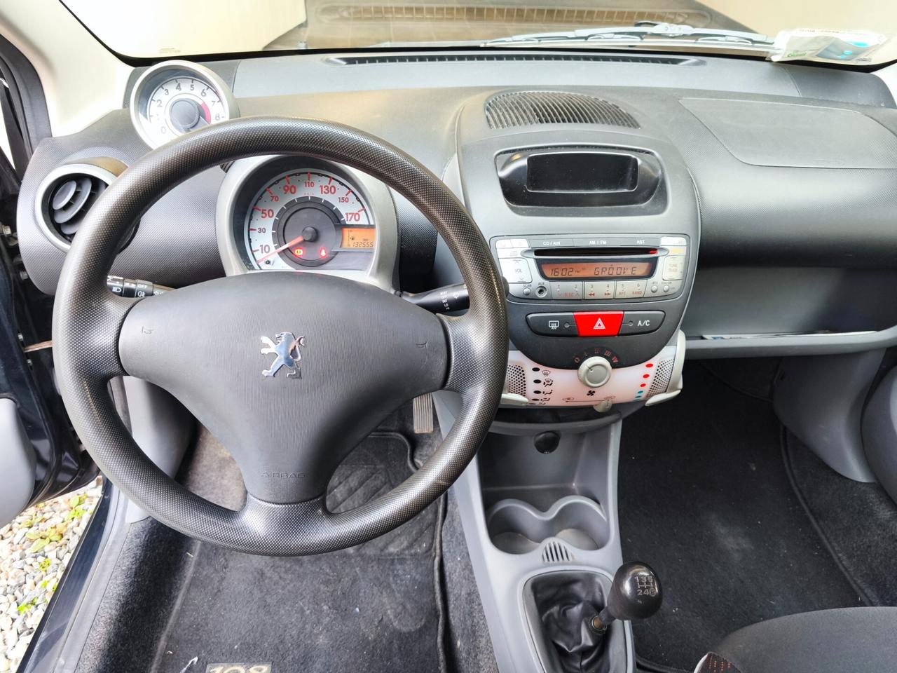 Peugeot 107 1.0 68CV 5p. Sweet Years