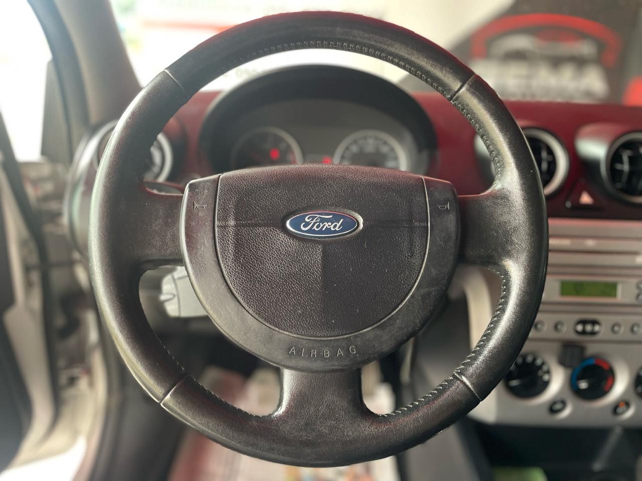 Ford Fiesta 1.4 TDCi 3p. Ghia