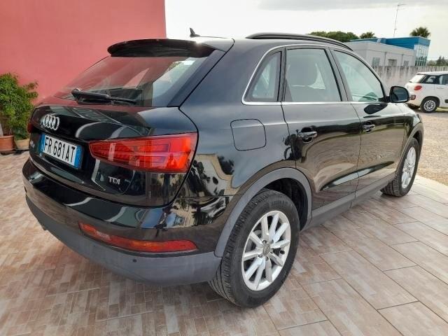 Audi Q3 2.0 TDI 150 CV S tronic Business