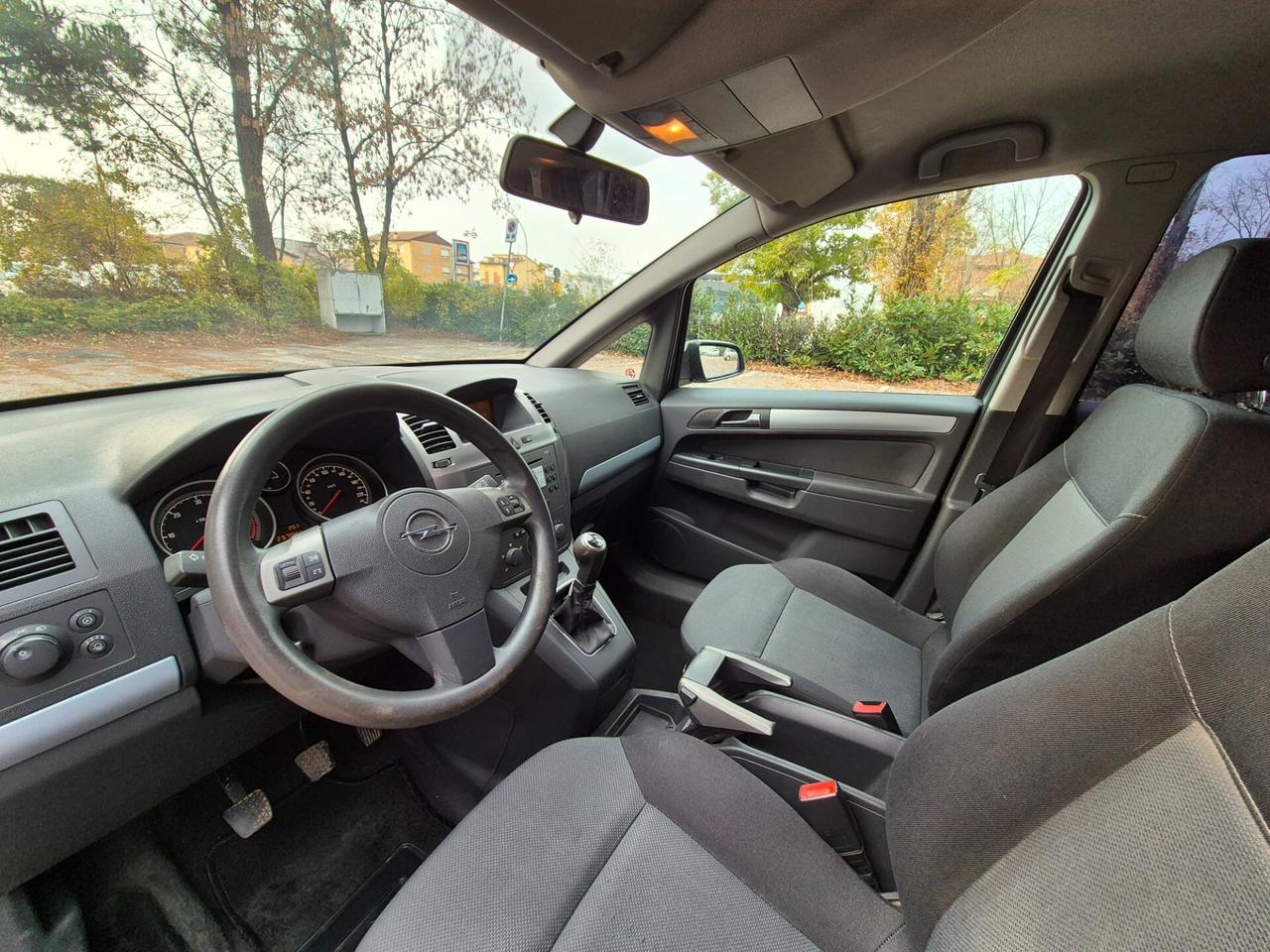 ZAFIRA 7 POSTI GANCIO TRAINO GARANZIA 12 MESI