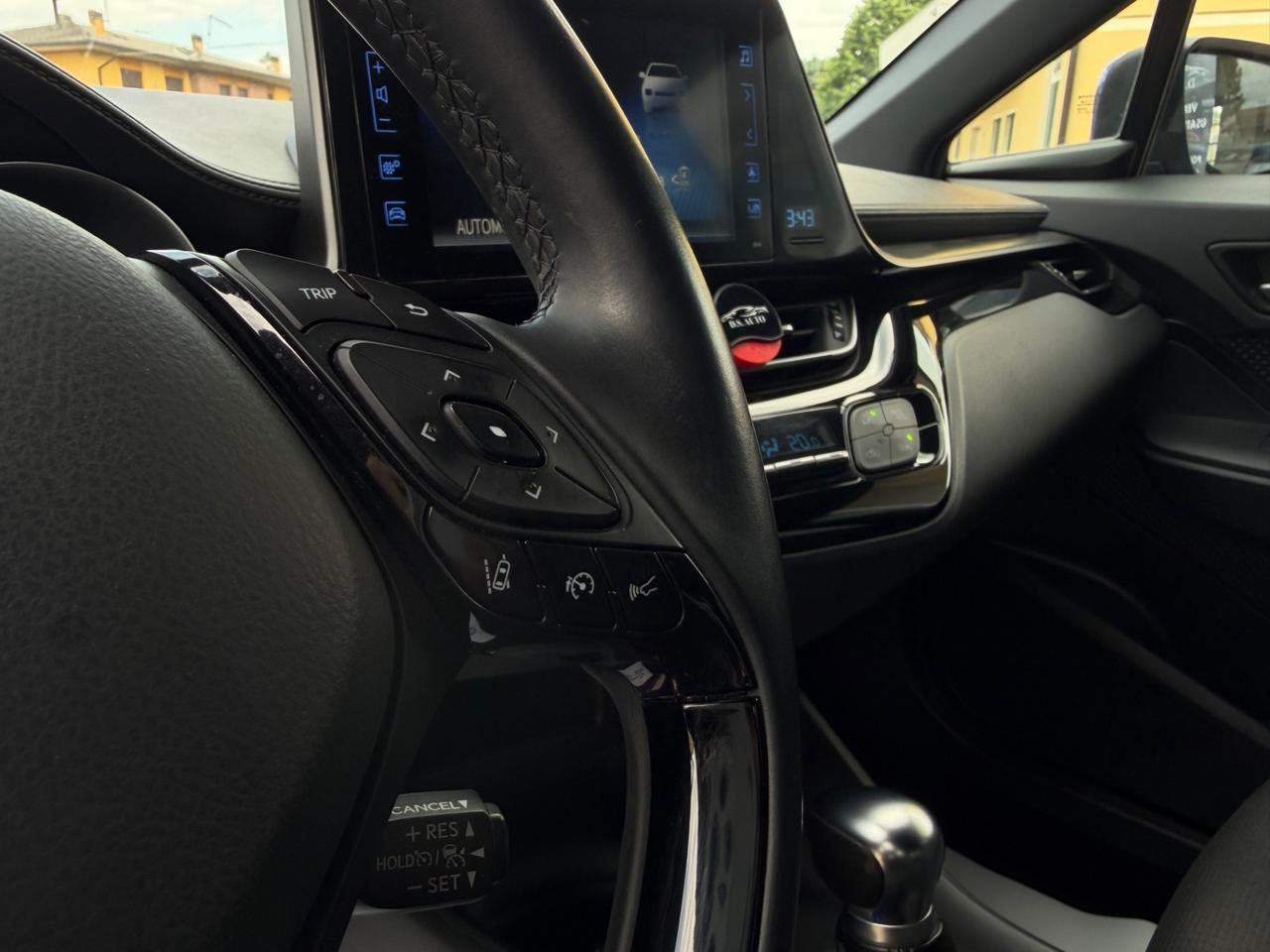 Toyota C-HR 1.8 Hybrid E-CVT Business OK Neopatentati