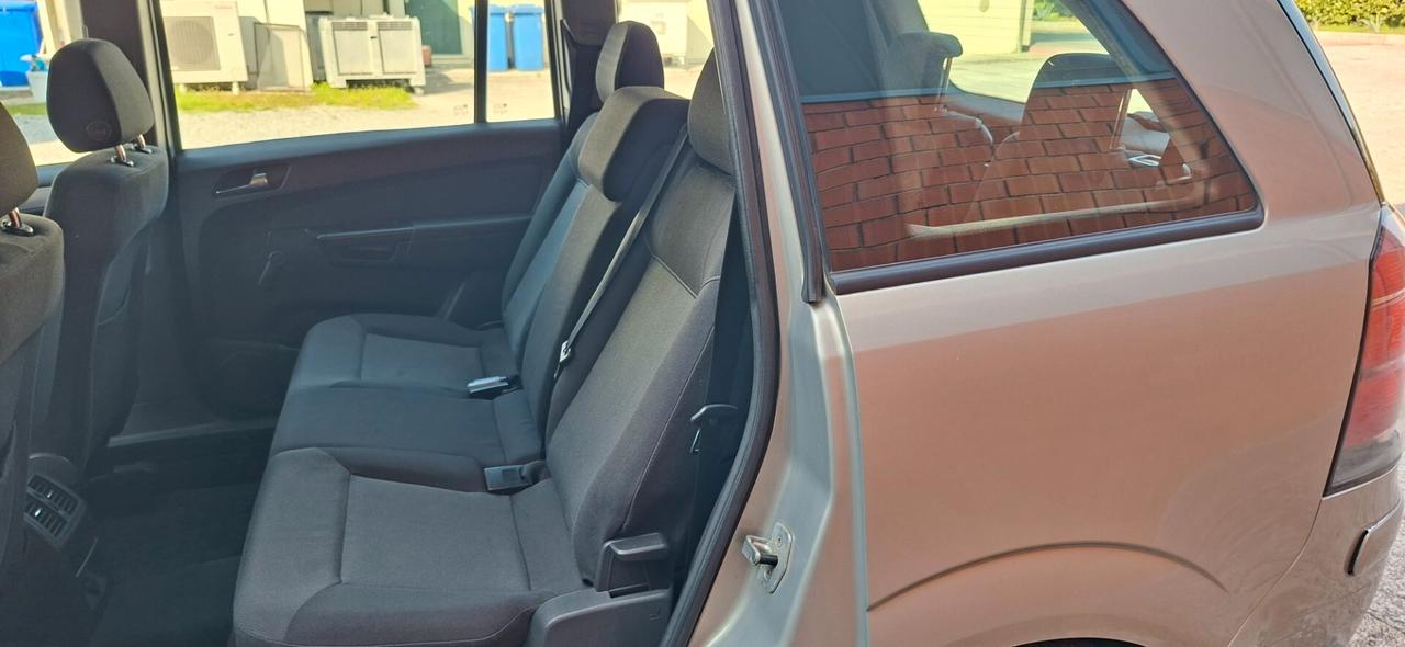 Opel Zafira 1.6 16V ecoM 94CV Enjoy 7 POSTI
