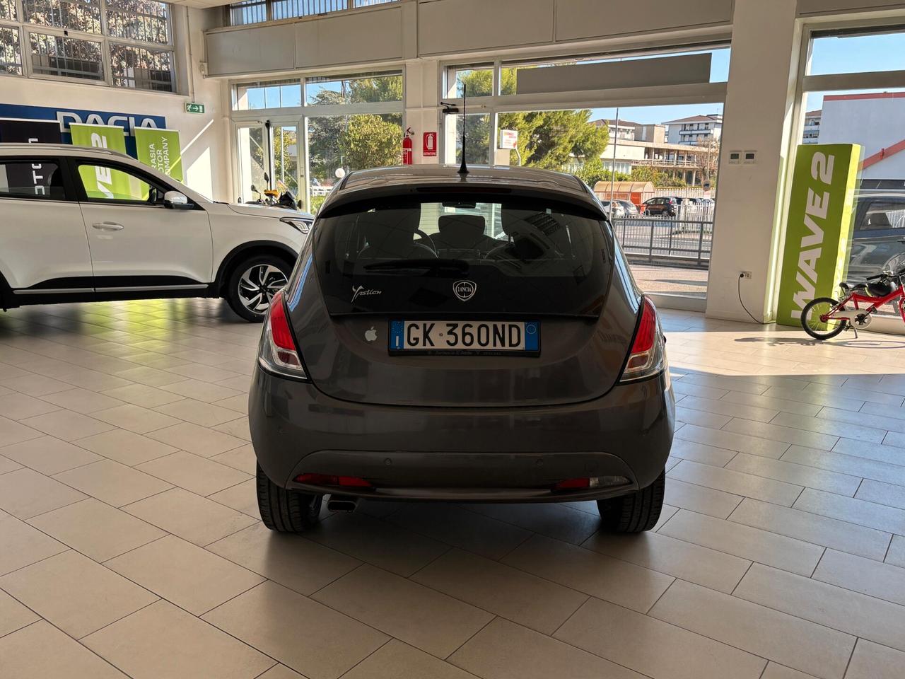 Lancia Ypsilon 1.2 69 CV 5 porte Gold